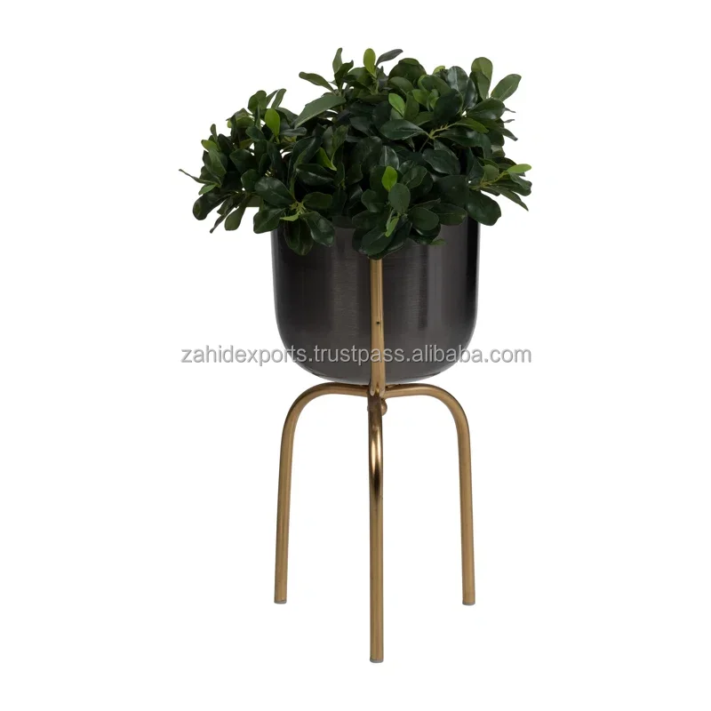 Customized Handcrafted Metal Planter Home and Garden Decorative Flower Pots and Planters at Wholesale Prices