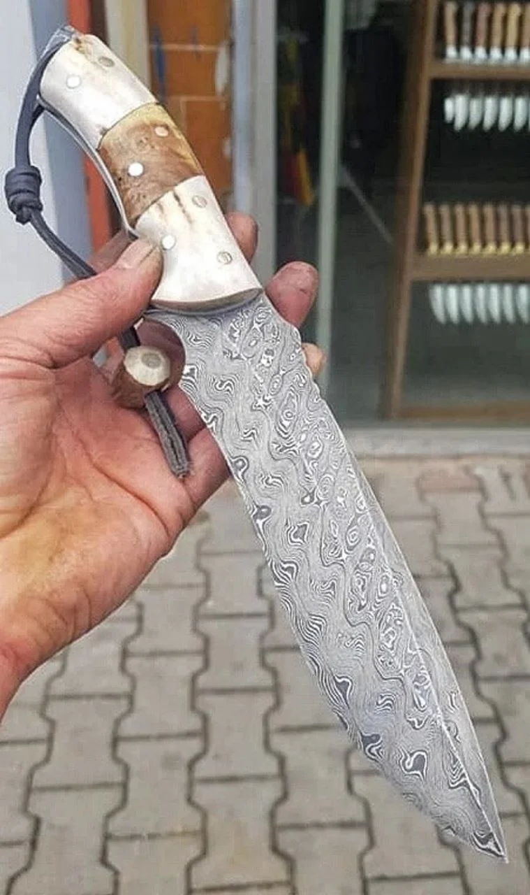 Damascus camping Knife Hunting Knives With leather sheath Full tang