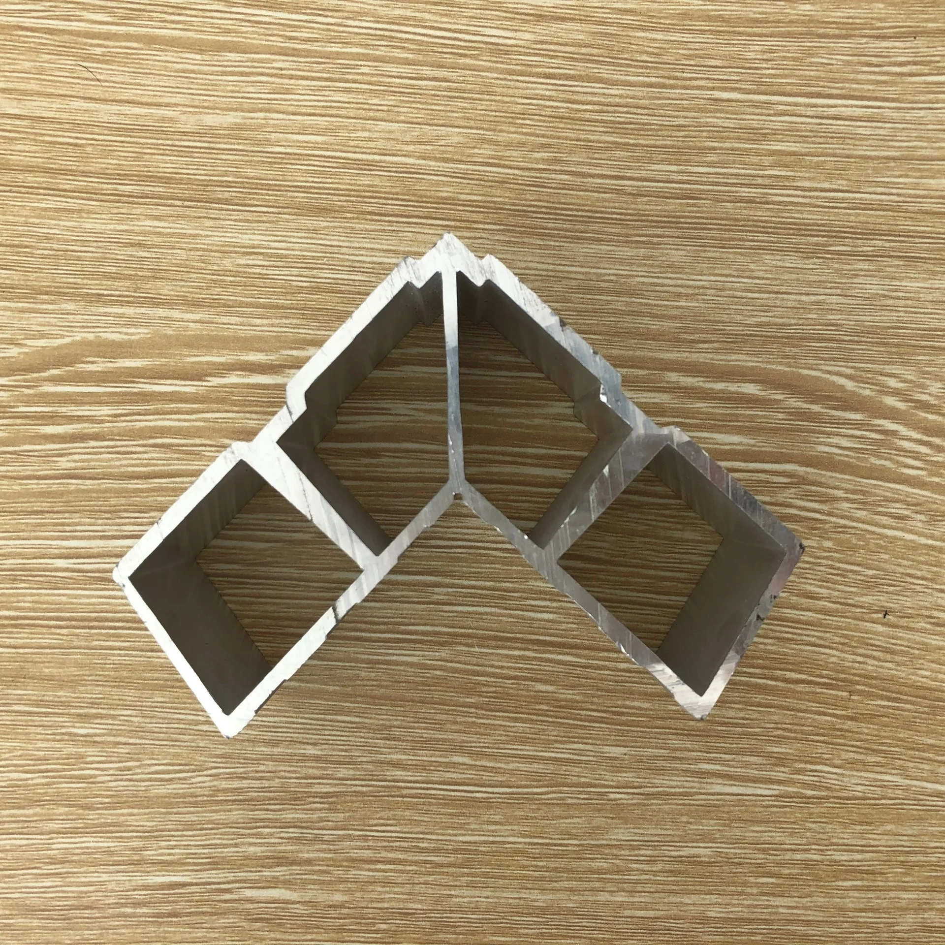 Базовая промышленная алюминиевая рамка от Shalumi для промышленности