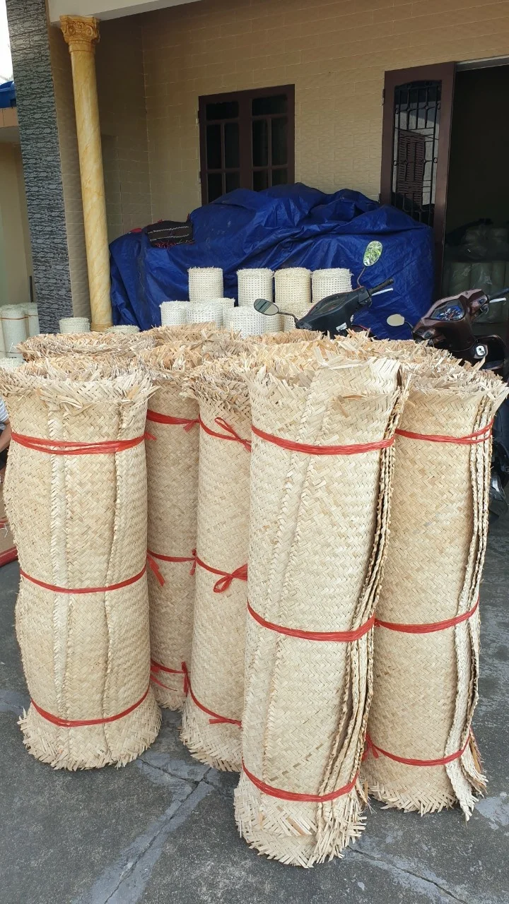 
High Quality Rattan Sun Ounge chair Natural Rattan Webbing Roll Ceiling Background Wall Decor Furniture Material From Viet Nam 