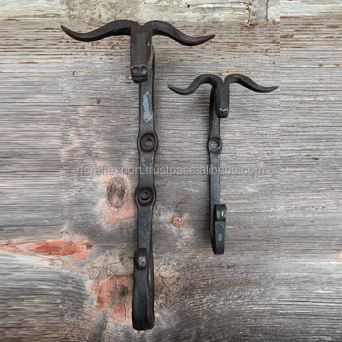 HAND FORGED IRON HOOK HORSE FACE