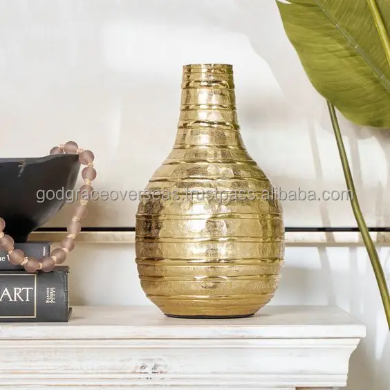 Luxury Modern Design Metal Flower Floor Vase Brass Antique Metal Iron Flower Vase Flower Pot for Home Decorative for table top