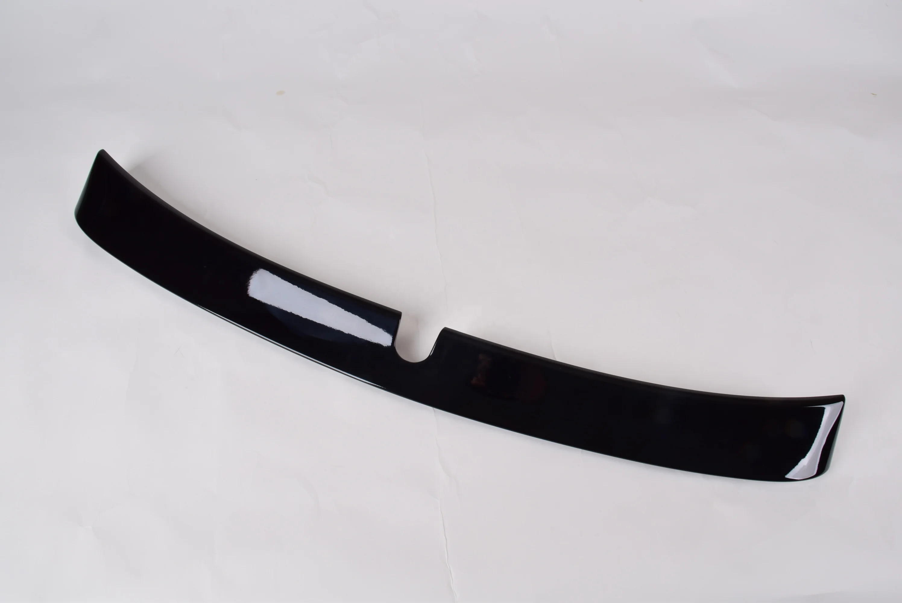 Глянцевый черный спойлер для крыши LORINSER STYLE ABS BENZ W211