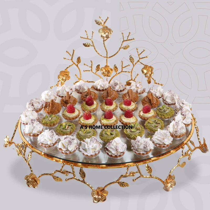 Home Hotel Restaurant elegant brass flower design Chocolate Serving Tray With Bests Quality Round Shape Metal Chocolate Tray