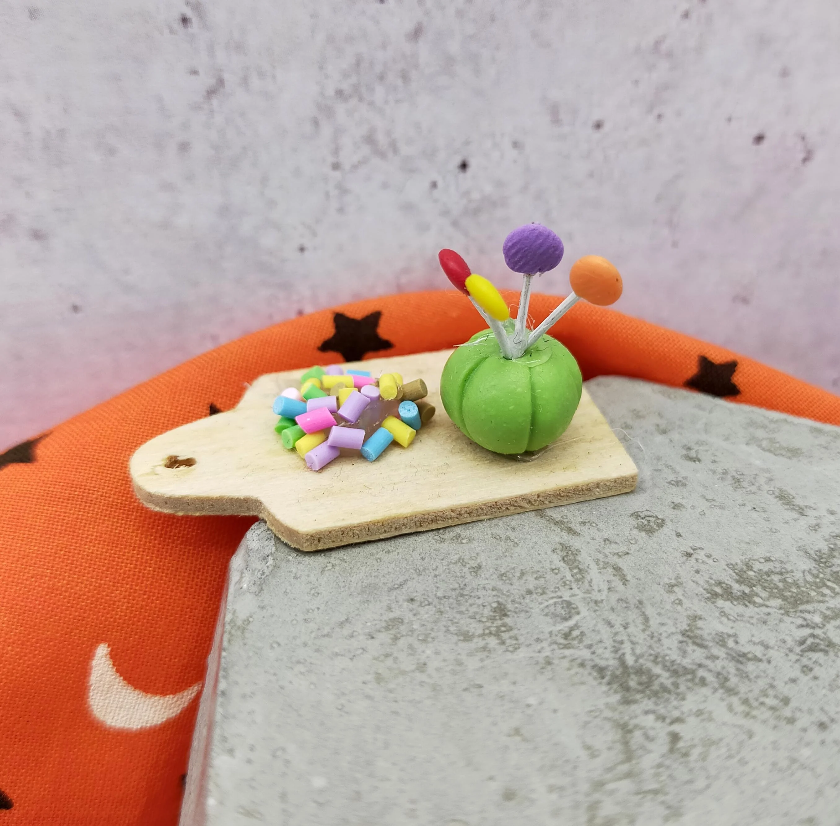 Miniature Dollhouse 1:12 Halloween Magical Candy Lollipop Donuts