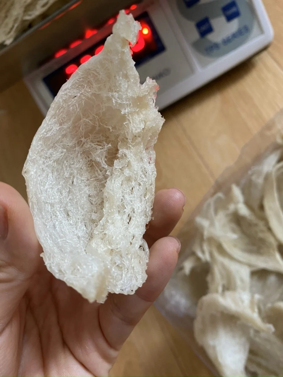 Оптовая продажа, 100% натуральное Птичье гнездо, специализирующееся на здоровье, оптовая продажа, производится из Вьетнама