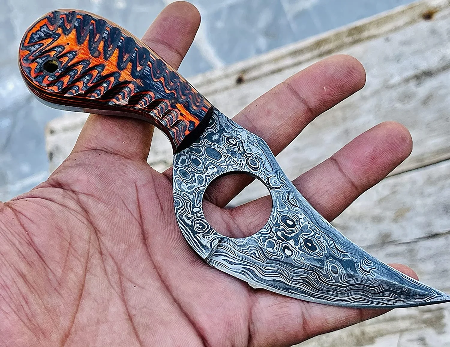 Handmade Custom Damascus Steel Fixed Blade Hunting Skinning Knife with Wooden Handle
