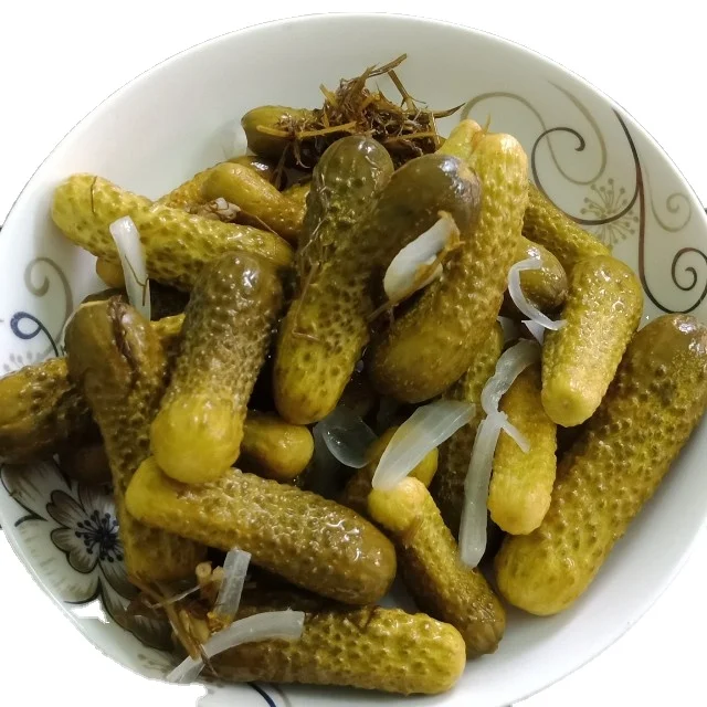 720ml PICKLED MIDDLE CUCUMBER GHERKINS IN BRINE GLASS JAR GREEN LIDS OEM PACKING WITH COMPETITIVE PRICE FROM VIETNAM FACTORY
