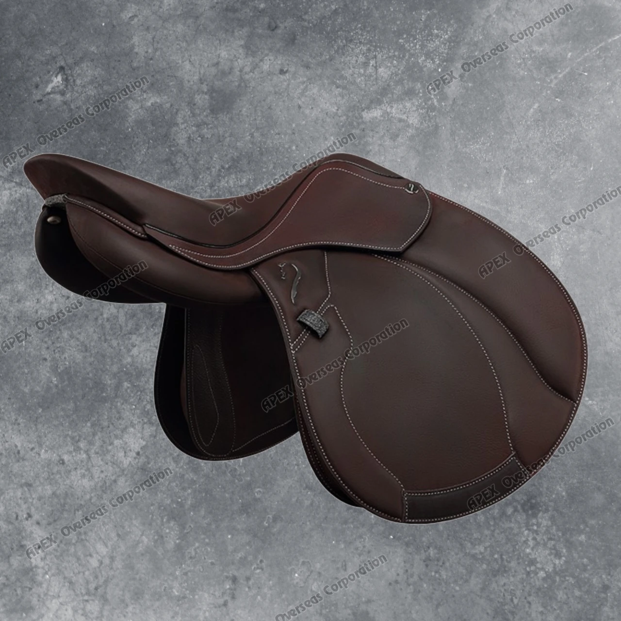 Horse Racing Gear Cowhide Saddle Set High Quality English Saddle Soft Smooth Skin Proof Leather Saddle for Horse Riding
