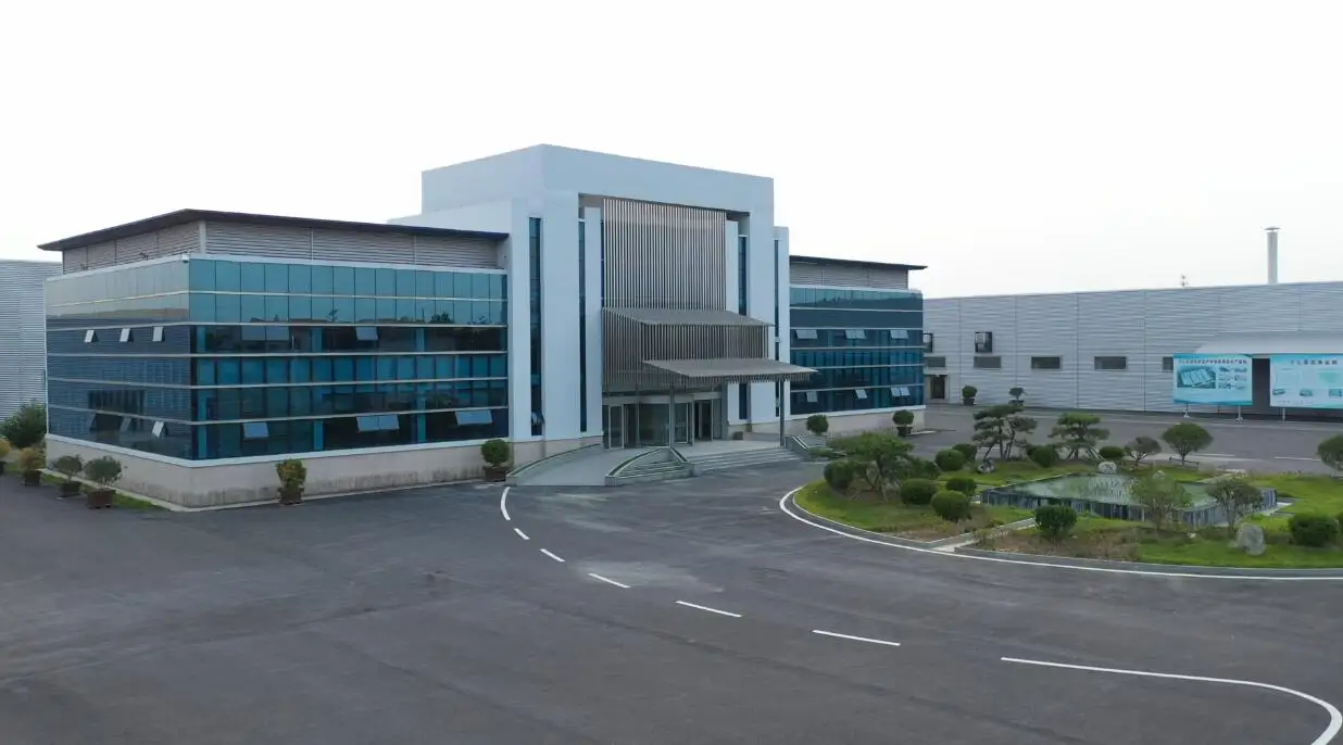 Customized High strength Good resistance steel structure building construction commercial office center