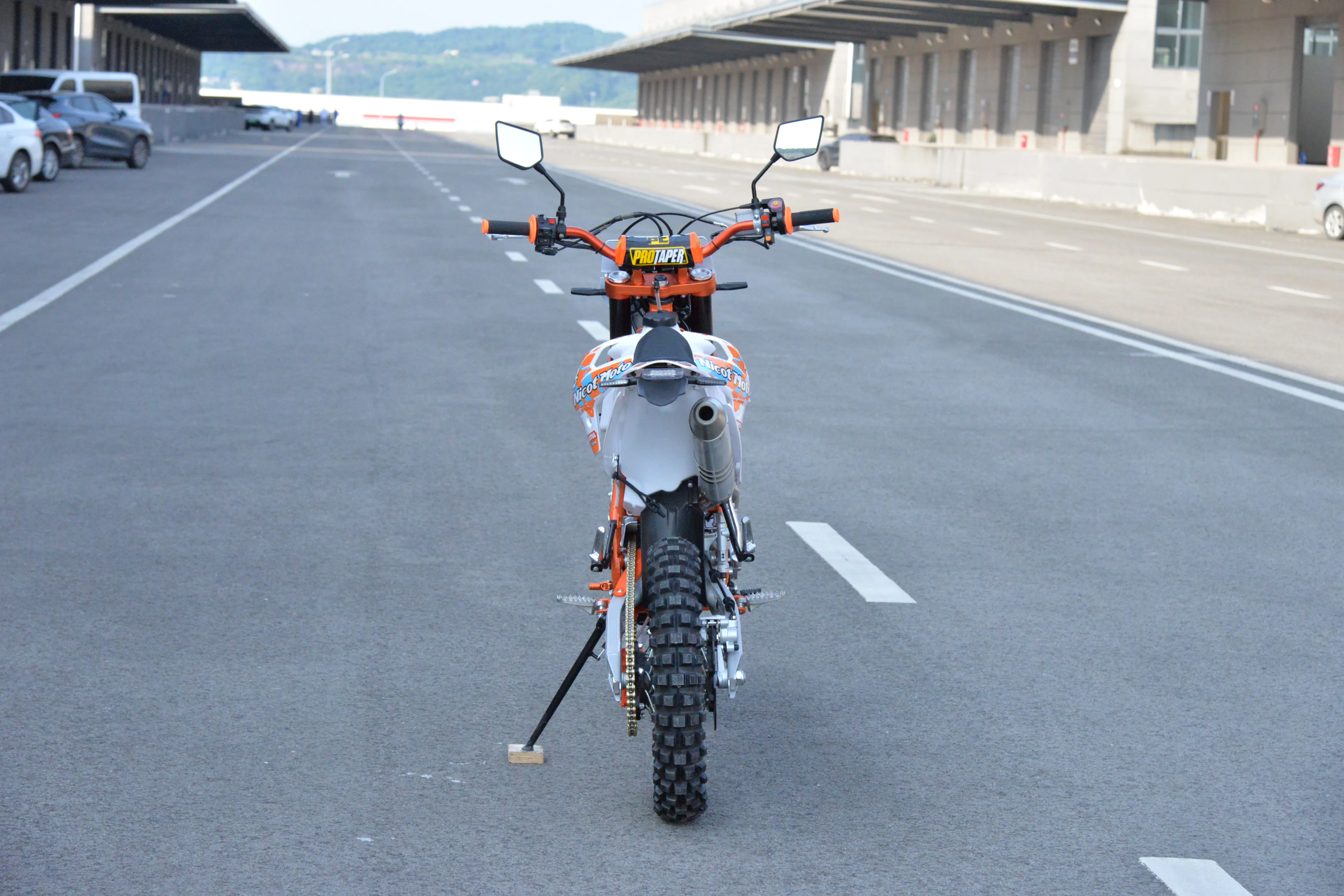 Nicot 250cc Off-road Motorcycle Enduro Dirt Bike Motocross For Adult 1340mm Wheelbase Factory Price