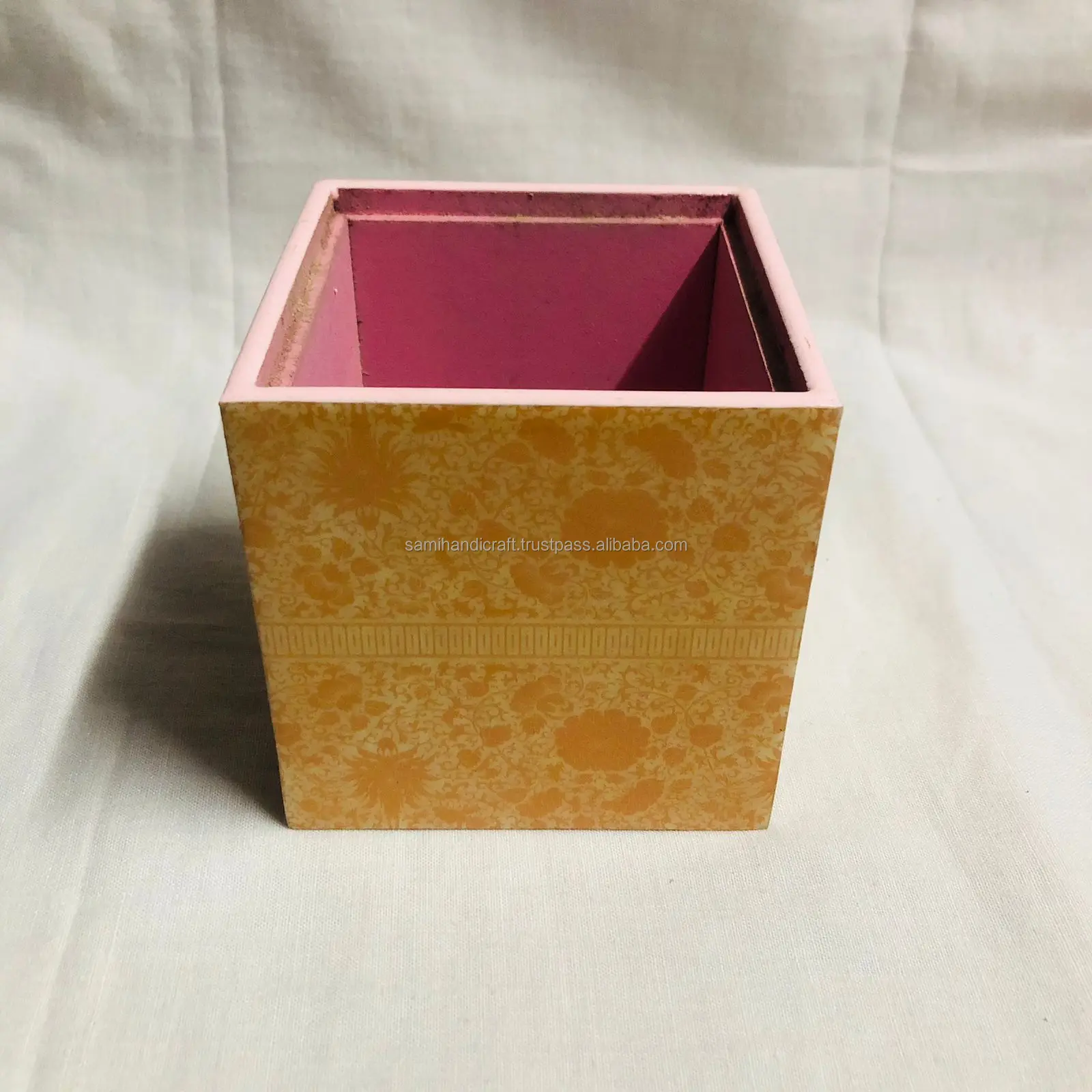 Hot Selling Decorative Glass Mason Jar Empty Glass Mason Jar Food Container Dry Fruit Salt Storage Mason Jar Air Tight Lid