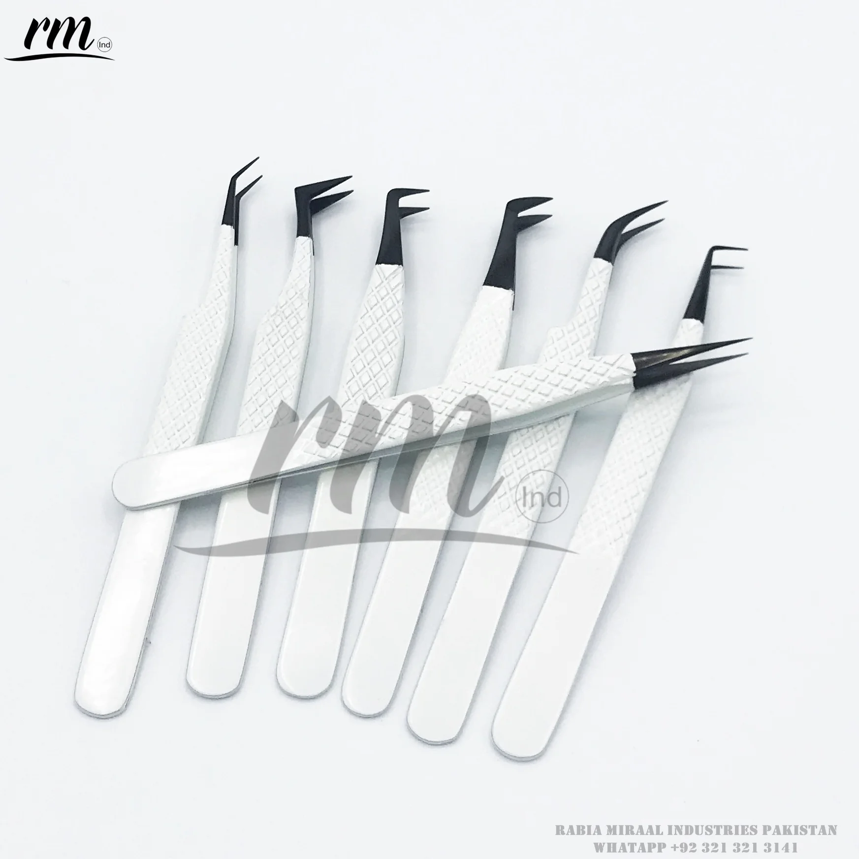 90 degree tweezers Hot selling custom logo best quality angle white color with diamond grip with black plasma tip eyelash
