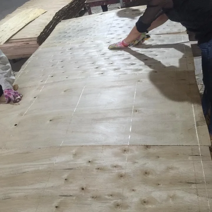 
Eucalyptus Core Veneer 4x8' 