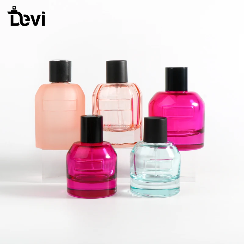 Wholesale 30ml 50ml 100ml  Thick Glass Spray Bottle Refillable Color Empty Atomizer Perfume Bottles