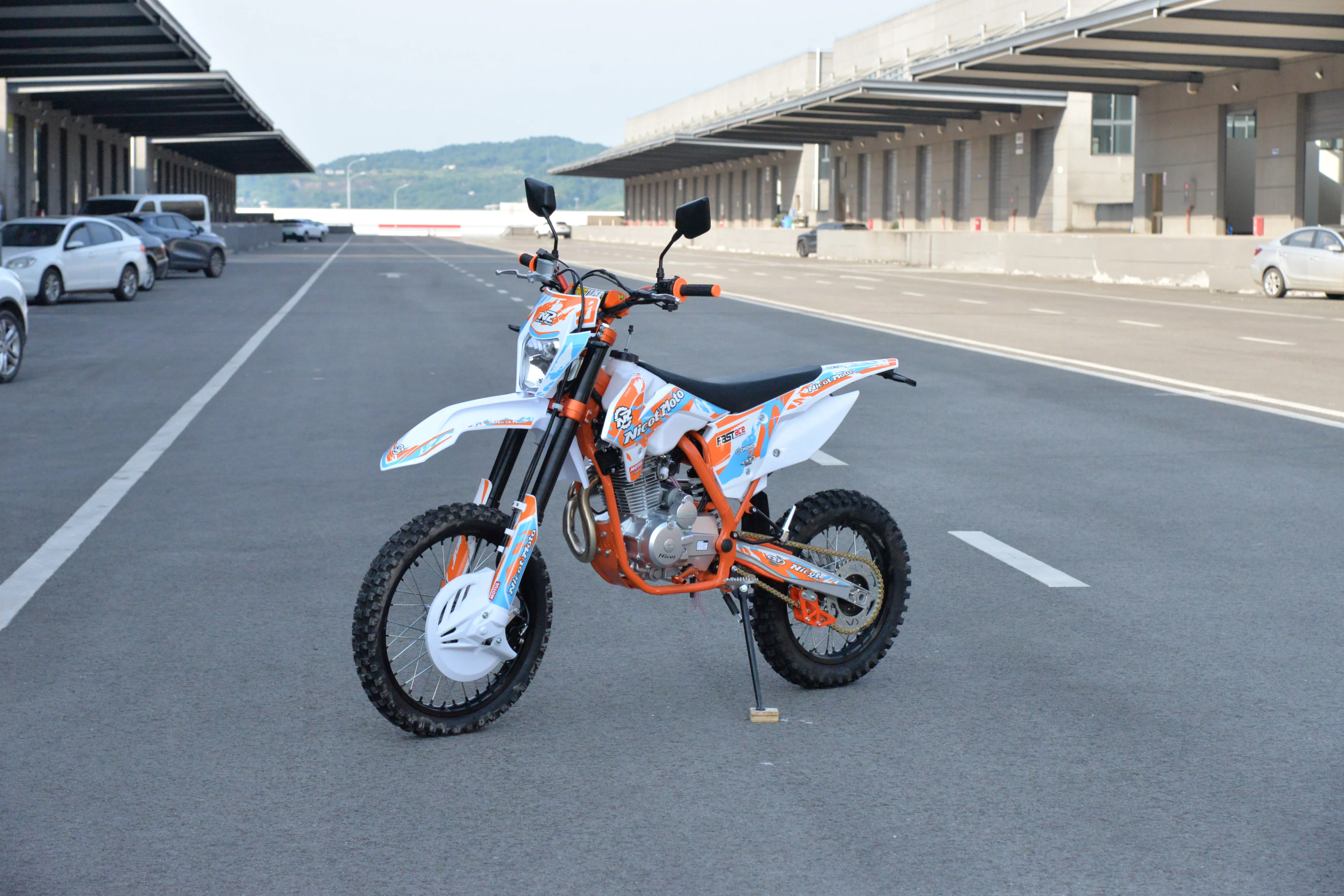 Nicot 250cc Off-road Motorcycle Enduro Dirt Bike Motocross For Adult 1340mm Wheelbase Factory Price