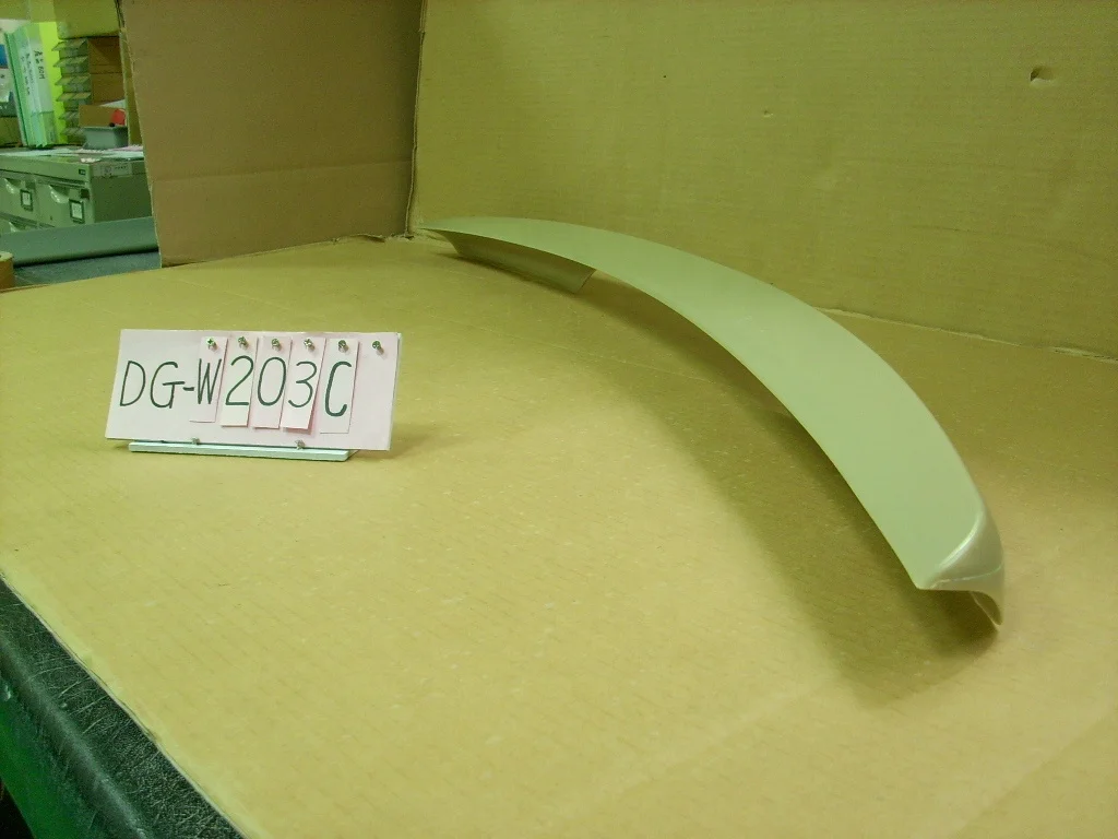 01-07  W203 CARLSSON STYLE  FOR BENZ REAR SPPOILER