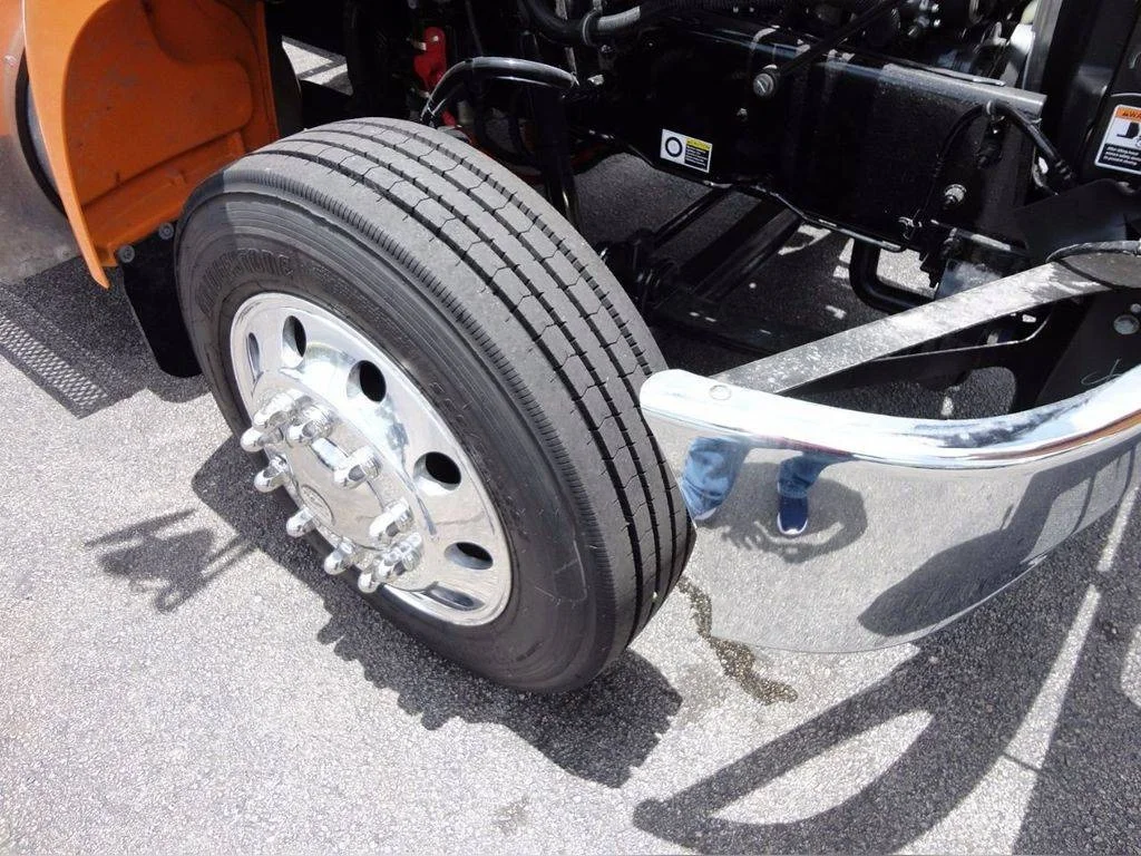 
2021 Peterbilt 337 Flatbed Truck, Car Carrier, Rollback Tow Truck Car Trailer 19501-26000 >3001 Kg Engine Brake US;11032 Orange 