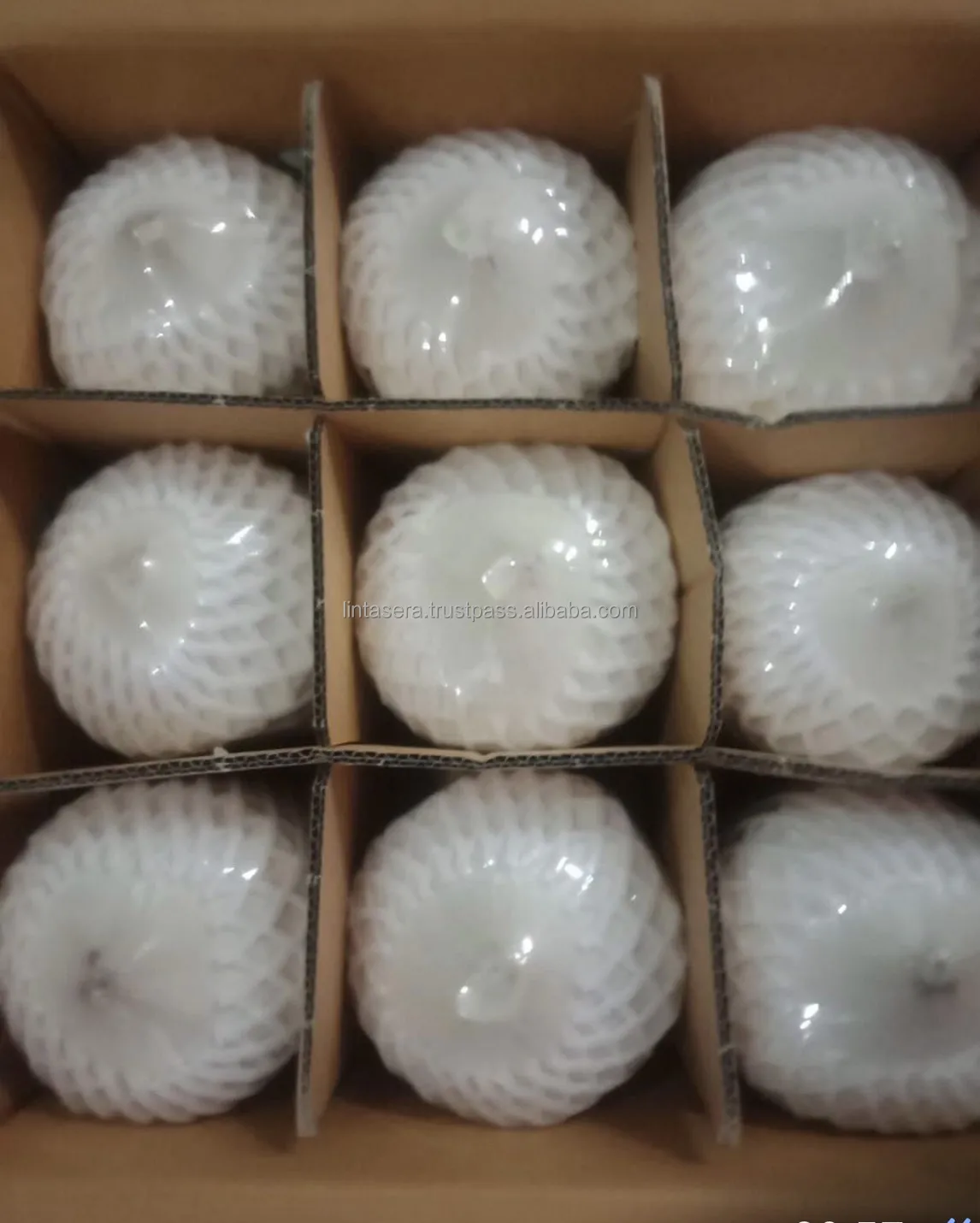 Young Nam Hom (Fragrant juice) Coconut Diamond Shape