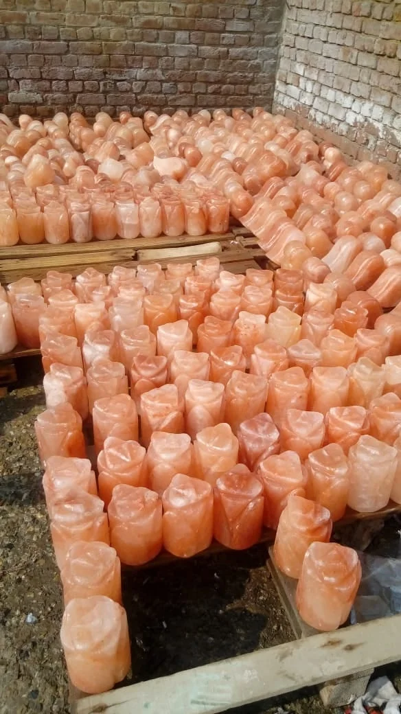 Гималайская соляная лампа в форме цветка