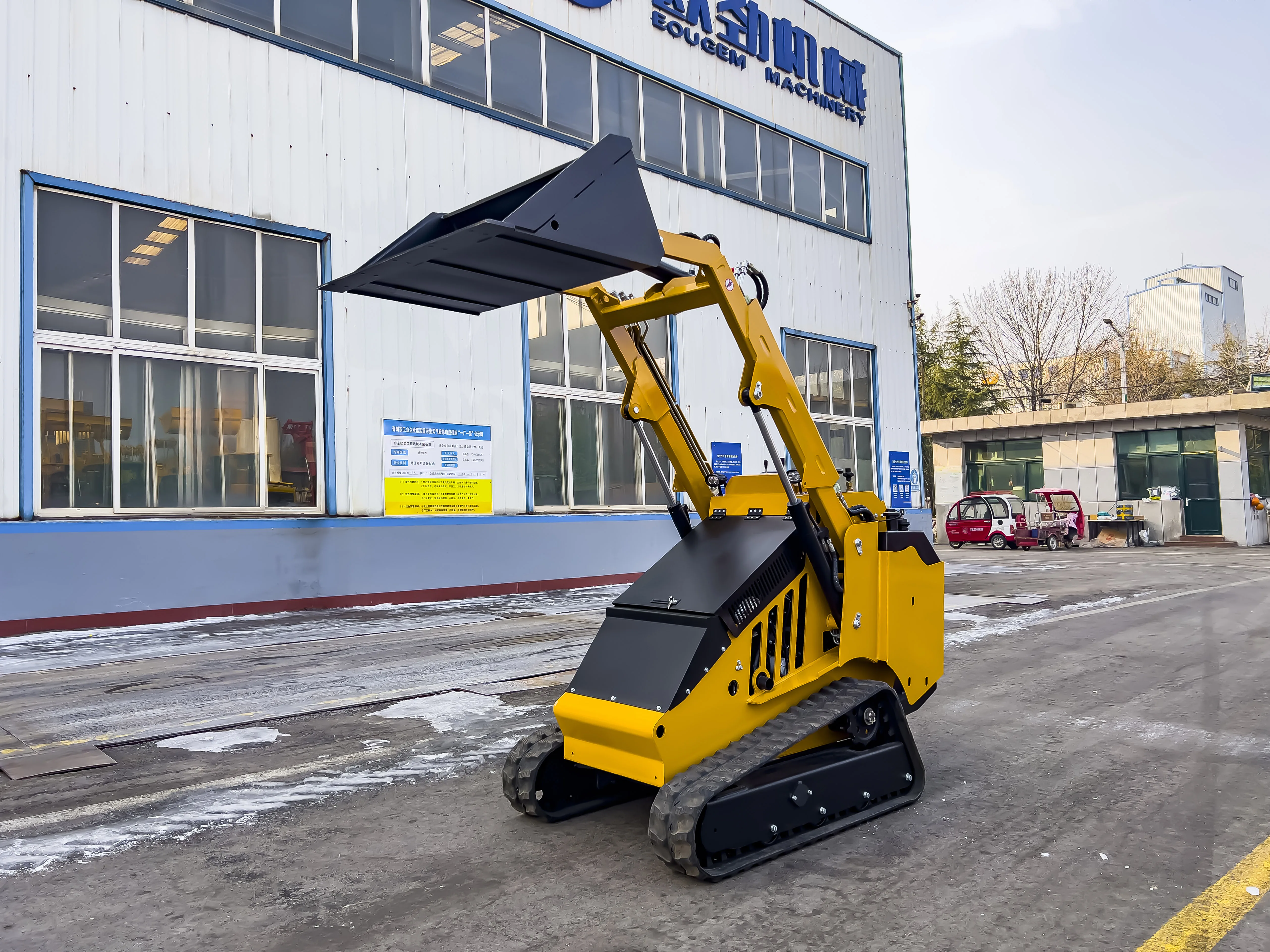 mammut  Tracked Mini Skid Steer Loader Skid Steer With Skid Steer Bucket/Hammer Breaker
