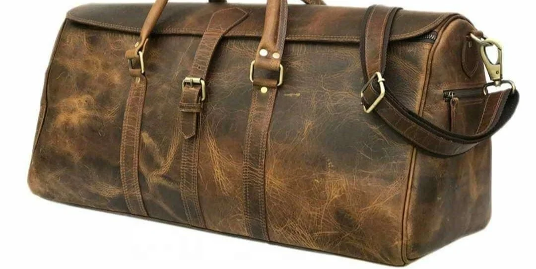 Lightweight Handmade Custom Leather Duffle bags for Men and wholesale Leather Travel Overnight Weekend Sports Gym Duffel Carry O