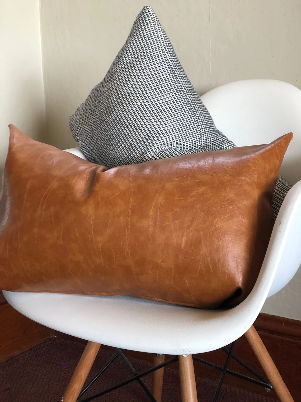 Premium Quality Home Decorative Sofa Cushion Solid Leather Waterproof Pillow Covers