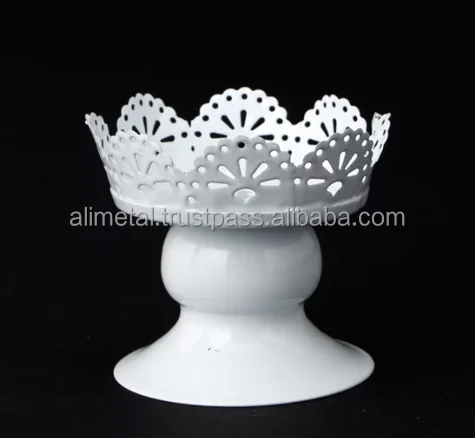 Customizable Unique And Decorative Metal Iron White Powder Coated Cake Stand Or Cake Display Stand For Parties And Wedding