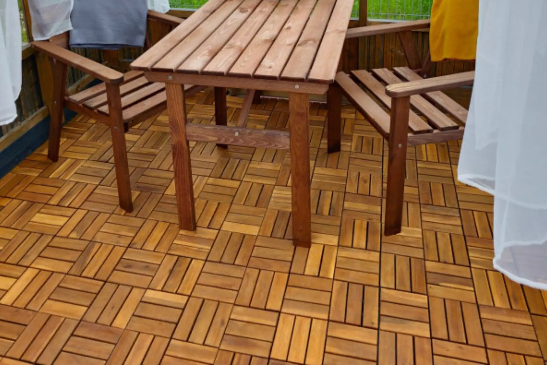 Vietnam Factory Outlet OEM Garden Design 300*300 diy 12 Slats Acacia Solid Wood Interlocking Decking Tiles By Kanhome