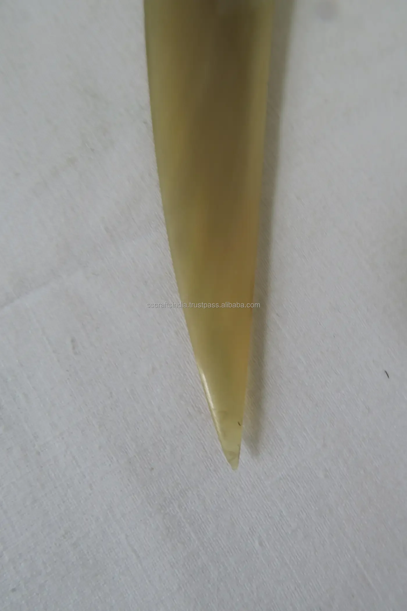 Buffalo Horn Cake Cutting Tools Paper Cutter Knife Serving Buffalo Real Horn Modern Pearl Design Luxury Cake Server From India