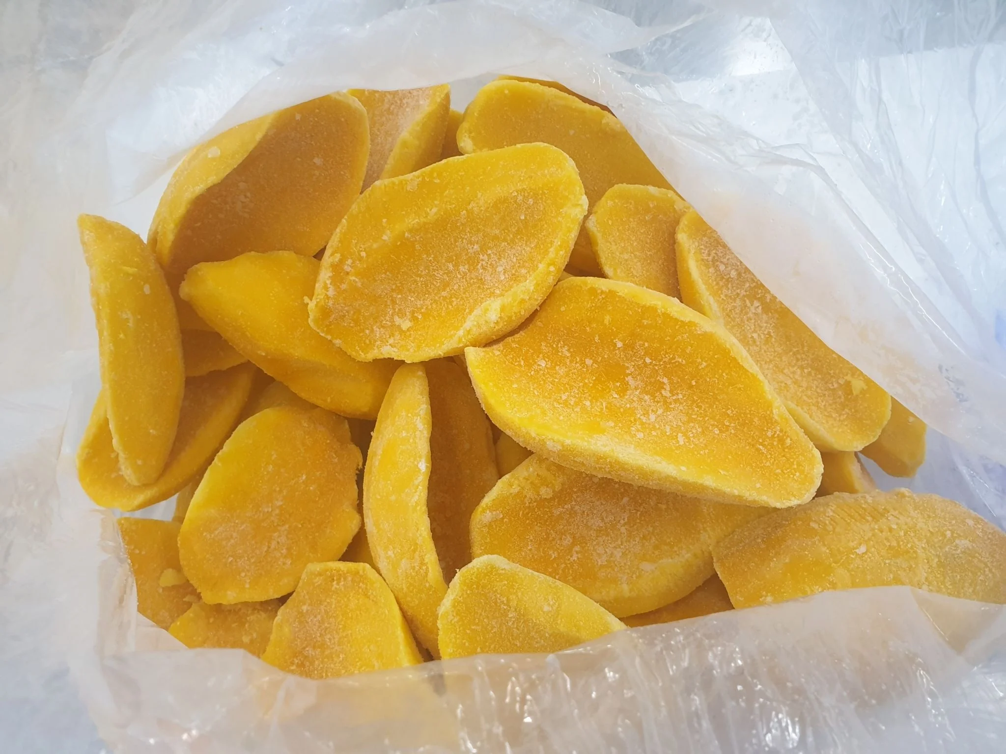 Замороженное манго для закусок замороженные фрукты чипсы из
