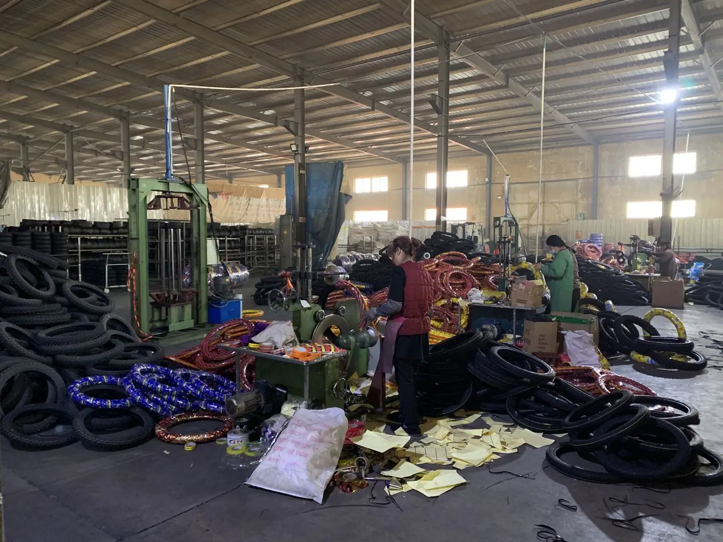 Tire Manufacturer Price 2.75-17 3.00-17 Tubeless 3.00-18 Motorcycle Tyre