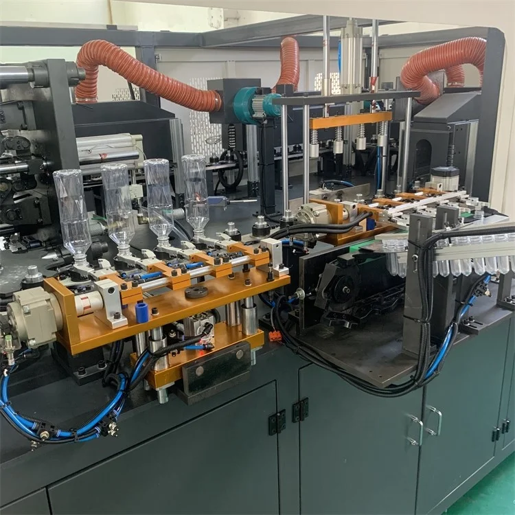 Automatic Blow Molding Machine 4 Cavity Automatic Pet Blowing Machine