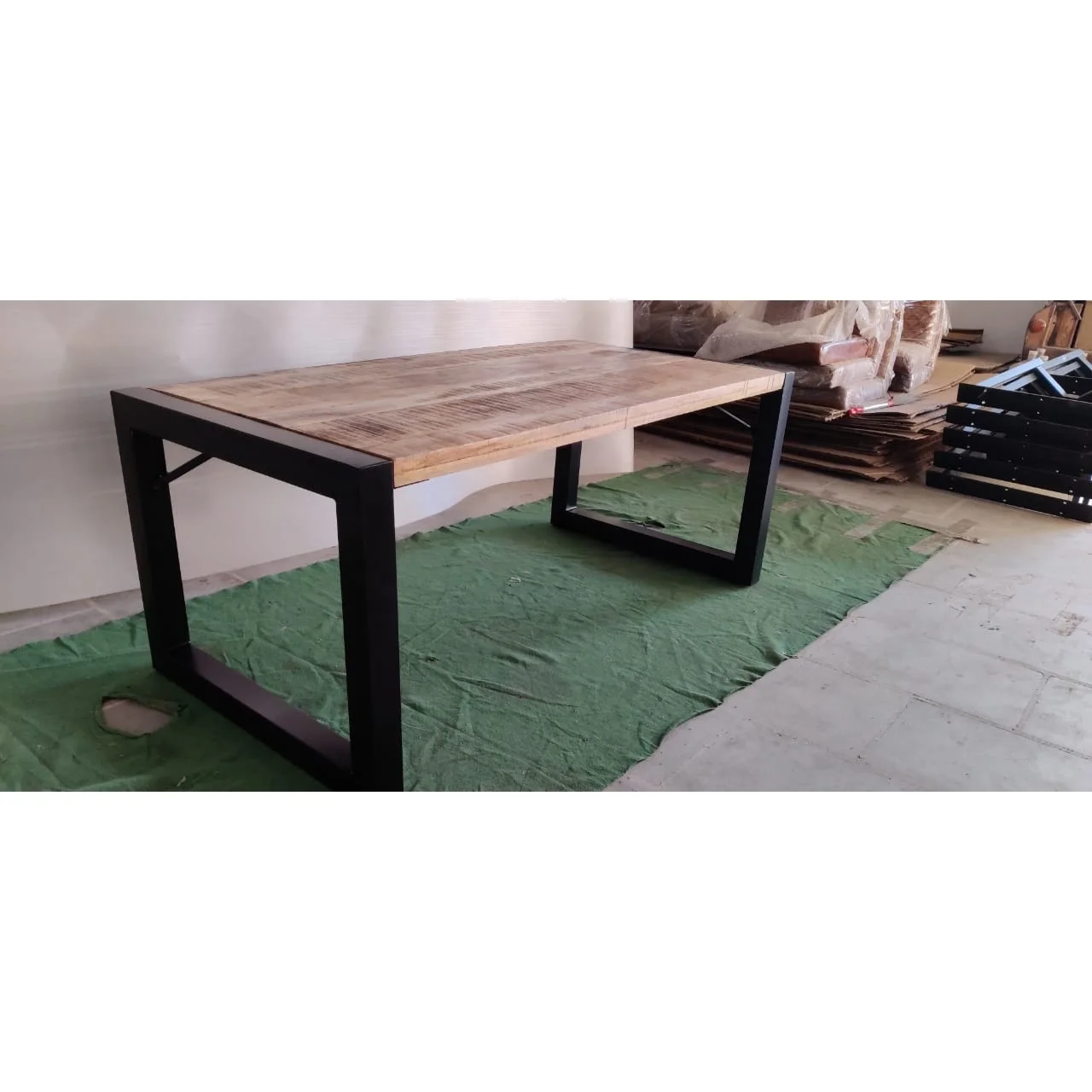  Массивный обеденный стол из манго для ресторана массива дерева В индустриальном стиле 2021