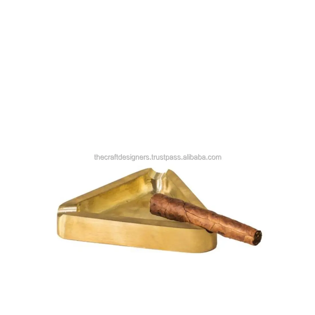 Brass Attached 2 Mangoes Ashtrays Hand Engrave Designing Best Selling Tabletop Ash Tray Cigar Ashtray Lightweight Metal Ashtrays
