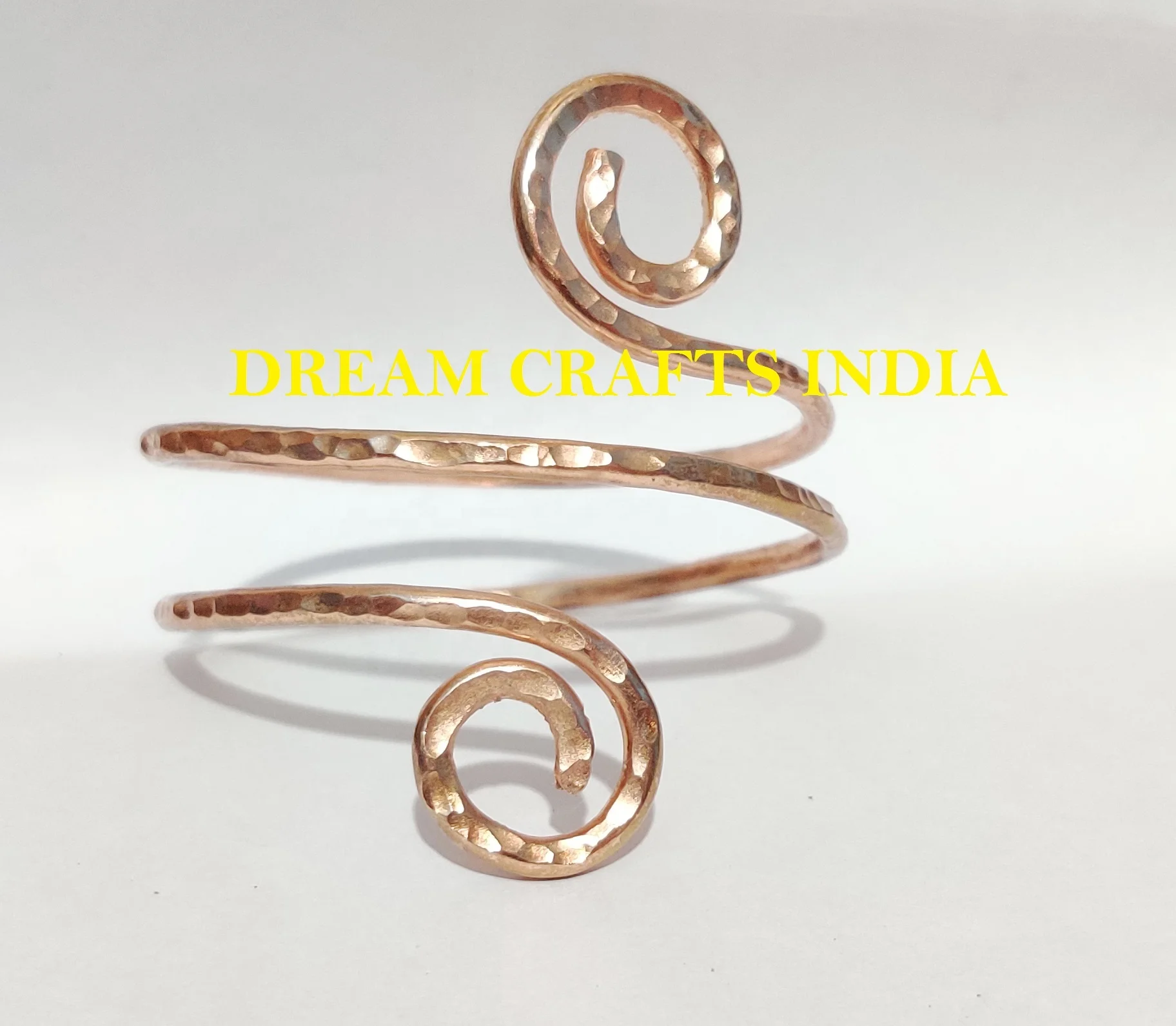 Handmade Factory Price Luxury Chakra Metal Bracelet for Men Copper Customized Plating Health Wire Hammered Design Cuff