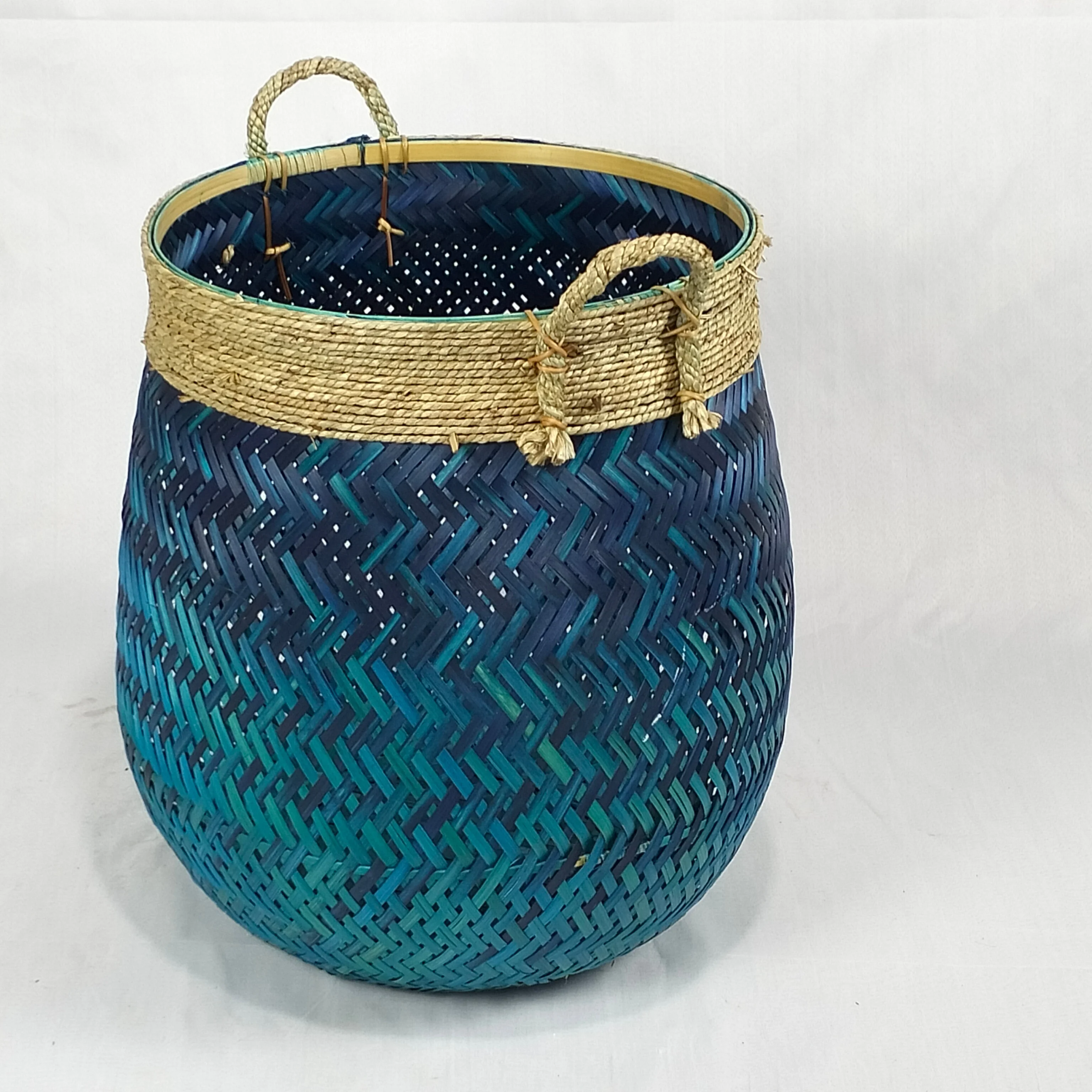 Best Sale Bamboo Fruit Basket Food Storage Container Wicker With Handle Handmade Woven Made With Rattan Vitrapro Vietnam