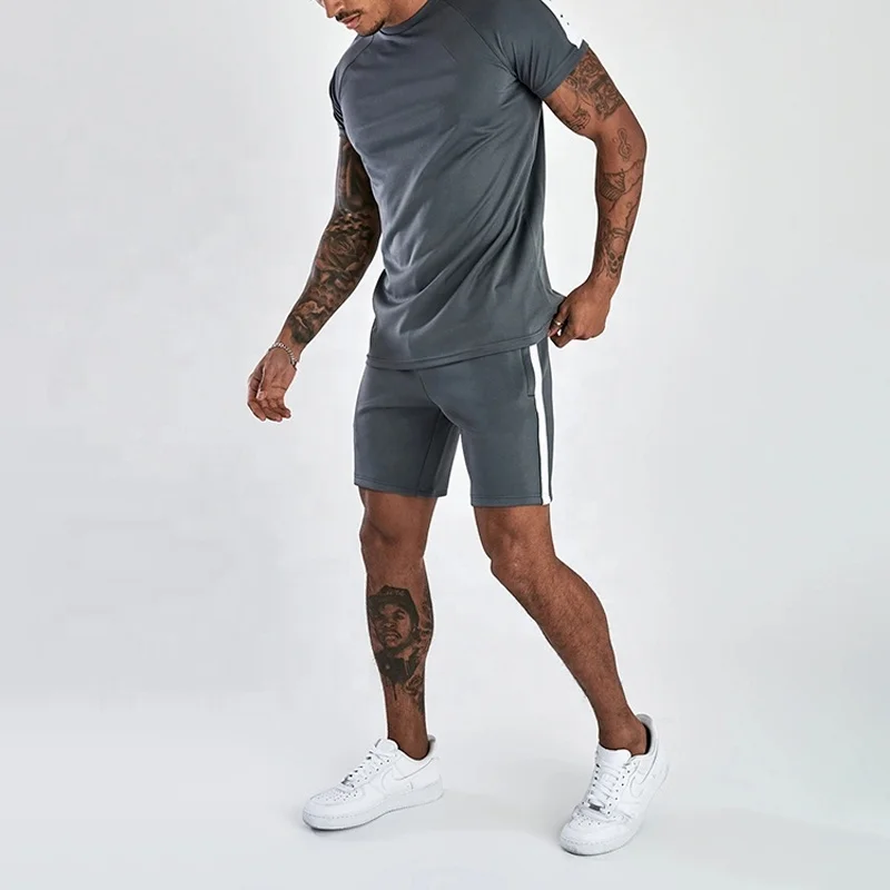High Quality Wholesale Men Casual Summer Sets Unisex Plain 100% Polyester Short Sleeve T-Shirt With Shorts Set For Men Short Set