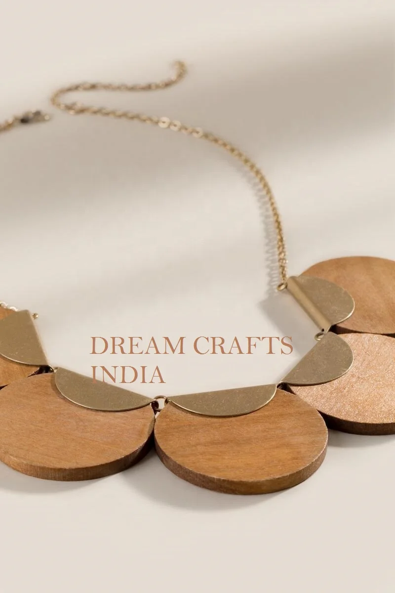 New Arrival Factory Price Wood Statement Necklace Women  Gold Antique Wooden Chunky Choker Fashion Jewelry