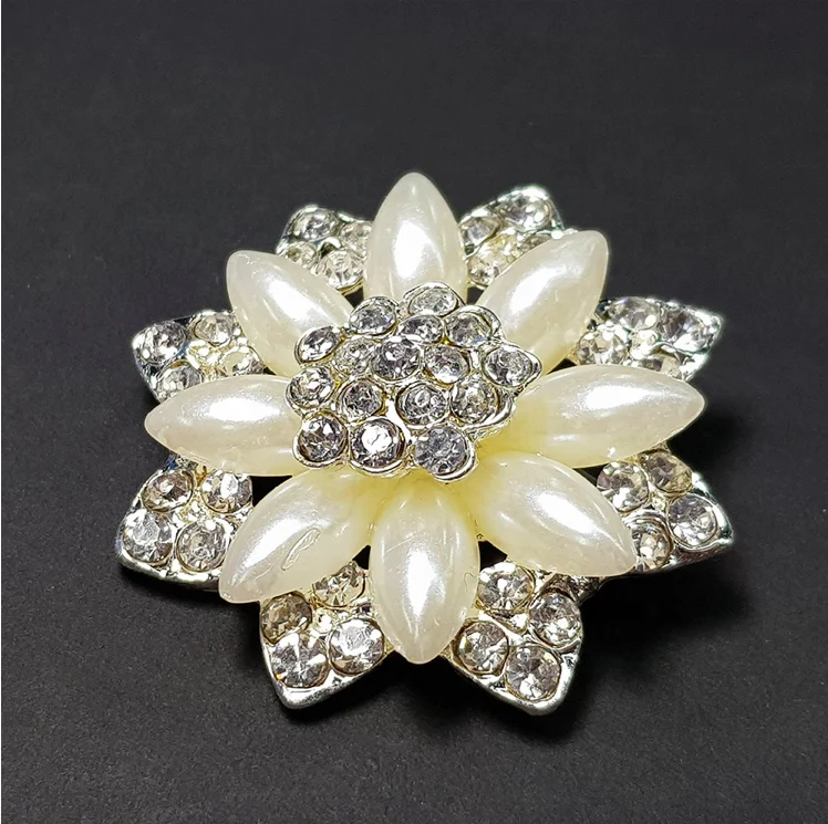 Latest Wholesale Colorful Crystal Rhinestone Crown Wedding Jewellery Brooch