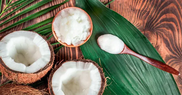 2021 Wholesale Virgin coconut oil Cool pressed extra virgin coconut oil 100% pure natural Food Cooking made in Viet Nam