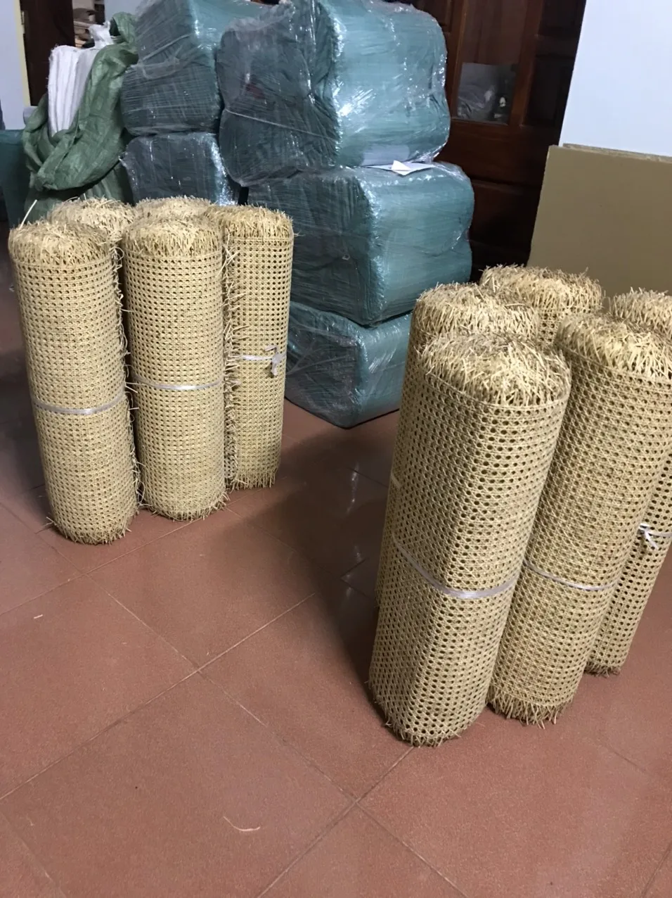 1/2 Mesh 2.5mm Rattan Webbing Roll Material Natural Rattan Cane Bleached Webbing Roll Rattan Material For Furnitures