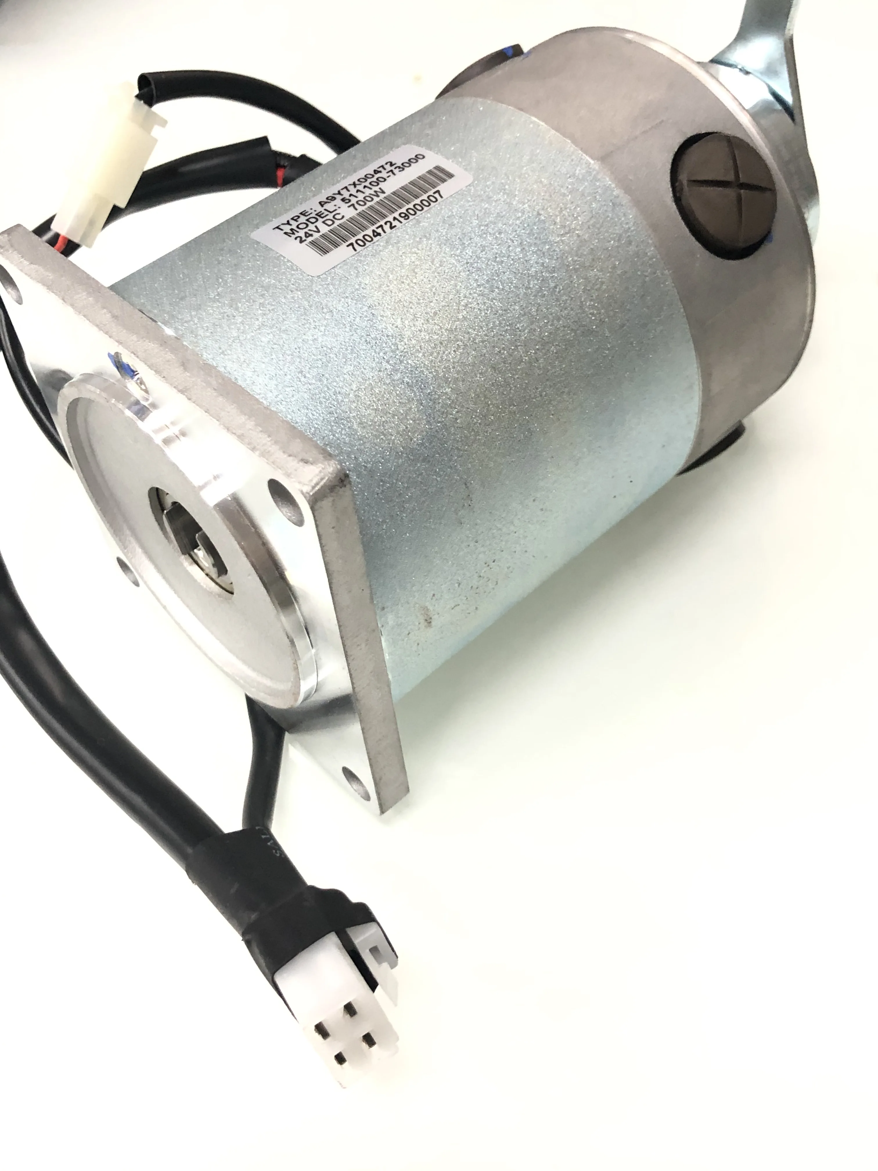 original type-Motor 700W A9Y7X00472 511100-73000 incl. a brake 6Nm 16.8W ALY0S6AA  for HS740 Mobility Scooters