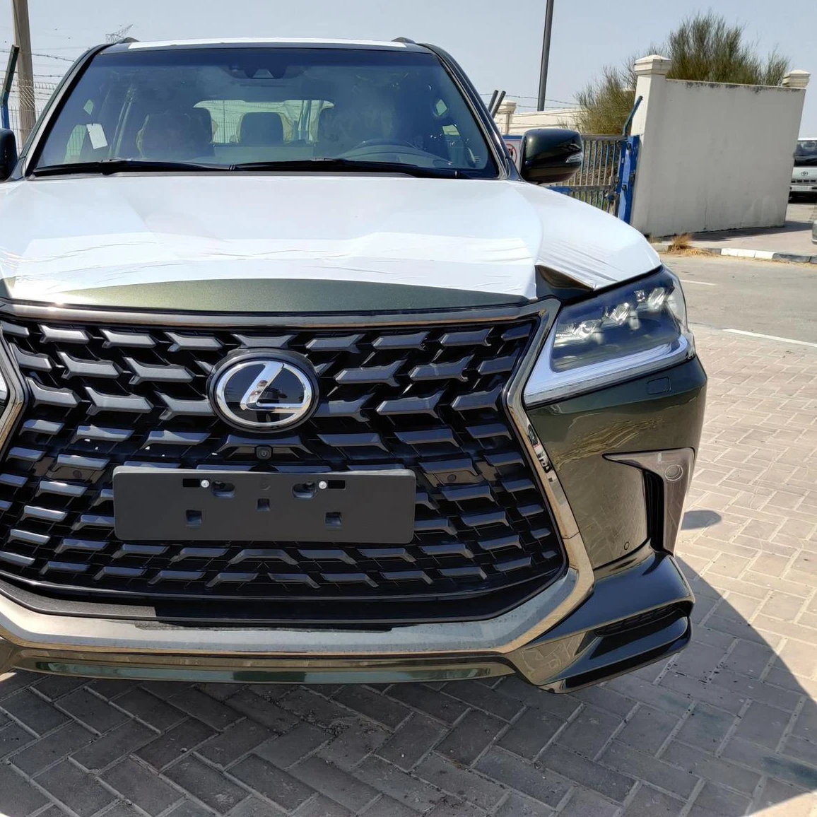 Чистый достаточно используется для леворульных автомобилей 2019 2021 LEX L-X 5 70 S 7 Black Edition-местный 5.7L V8 бензин/T