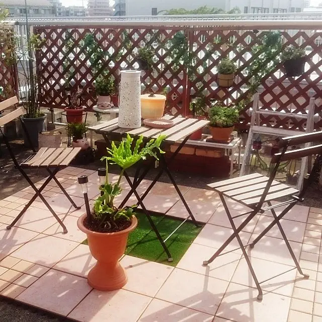 French Style Bistro Set/ Wooden Coffee Table Set for Coffee Shop/ Outdoor Balcony Tarno Set for Small Space Vietnam hot seller