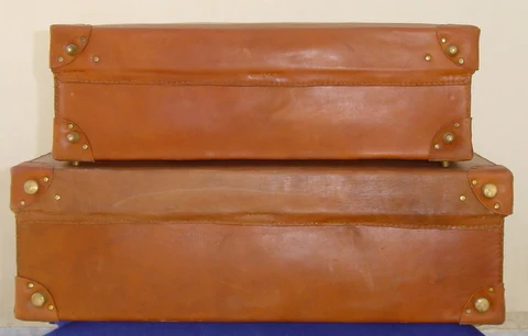 Suitcase Luggage Bag | Retro Vintage Model | 100% Cow Leather | Tan color | Gym Fitness Training Decoration