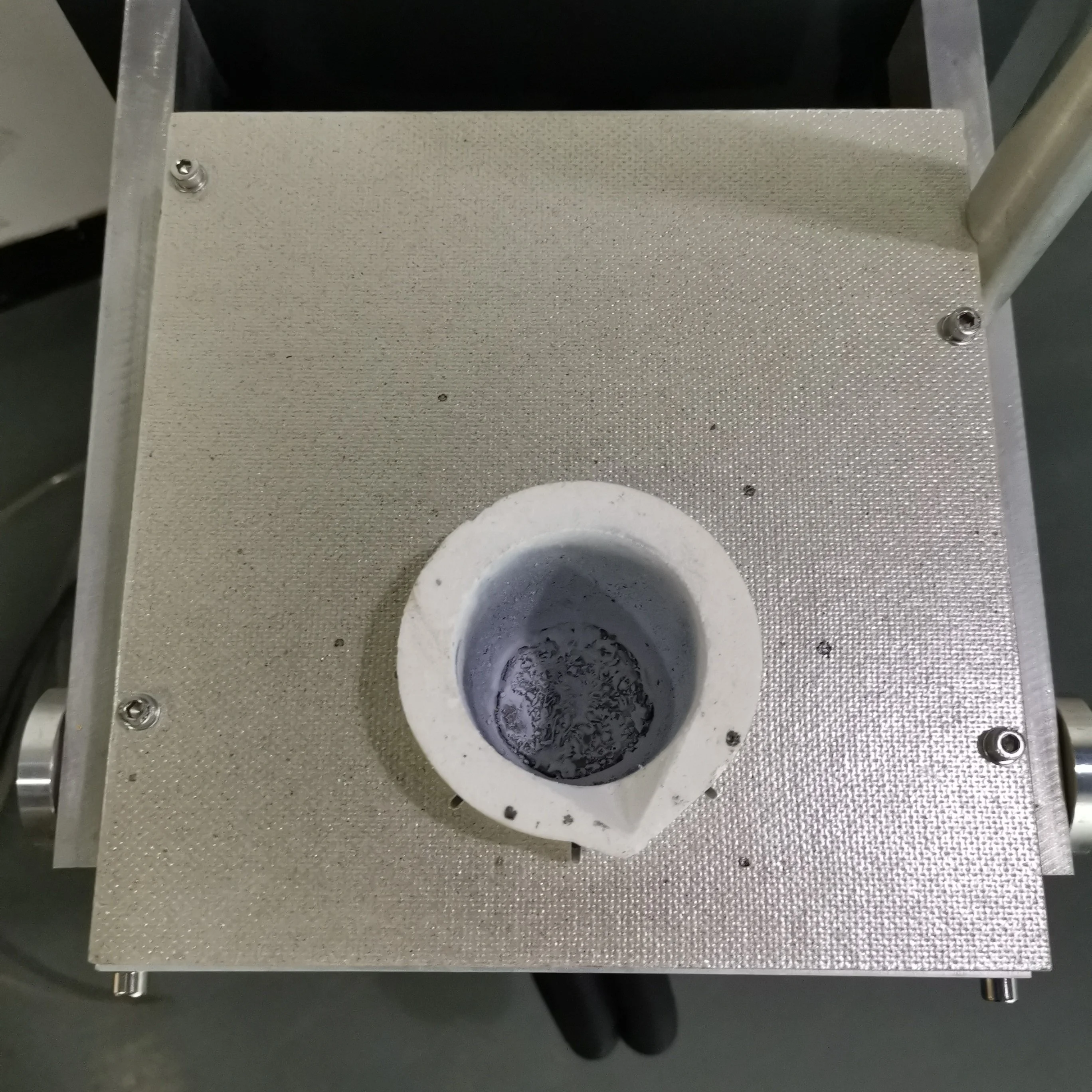 
High frequency induction meting furnace 15KW Quartz crucible smelting platinum 2KG 