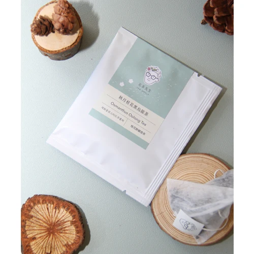 
High-Quality Taiwan Osmanthus Oolong Tea Herbal Flora Scented Tea in Pyramid Teabags Gift box 