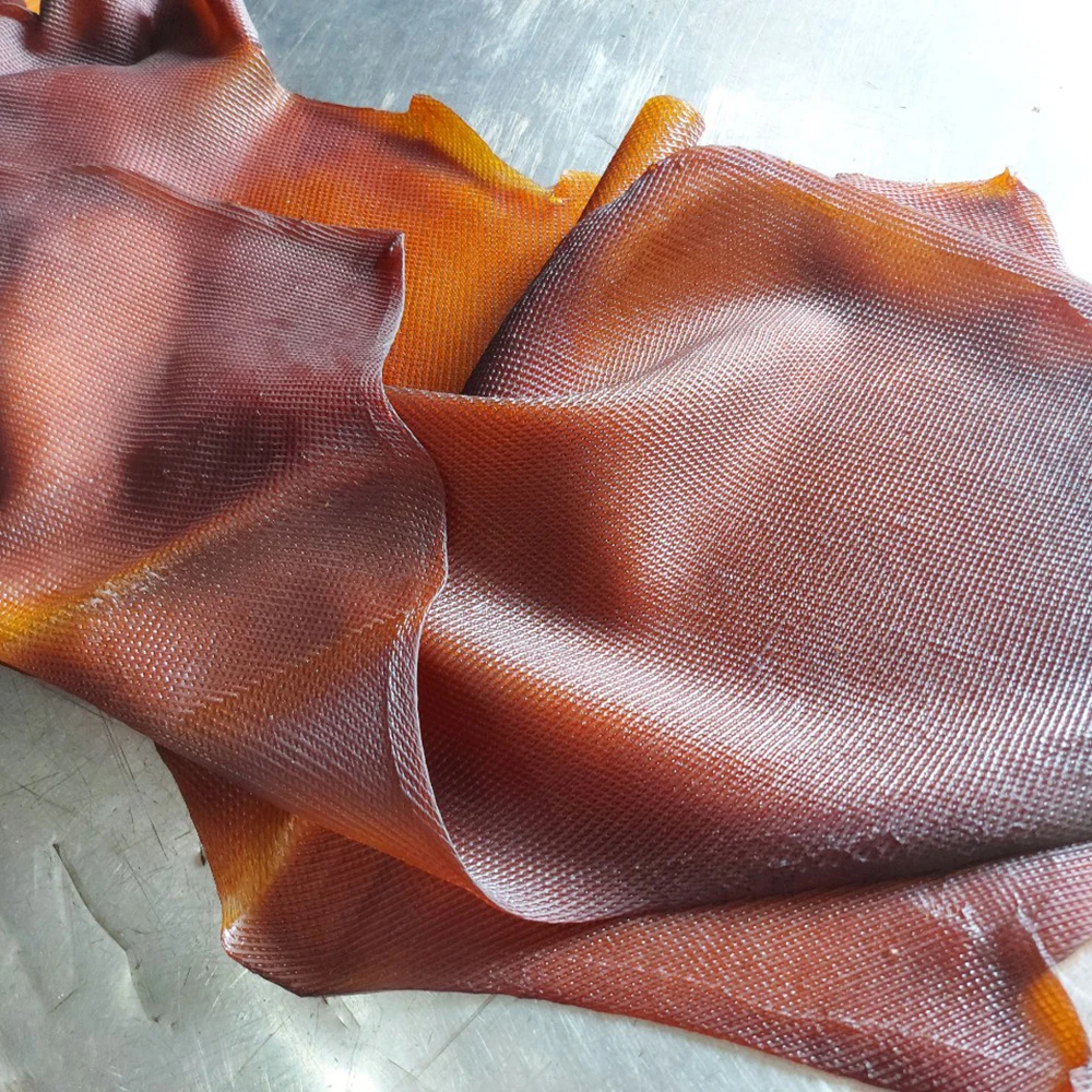 Raw Natural Rubber Material (RSS3 or HS Code 40012130) packaged every 20kg per bale and carefully packaged