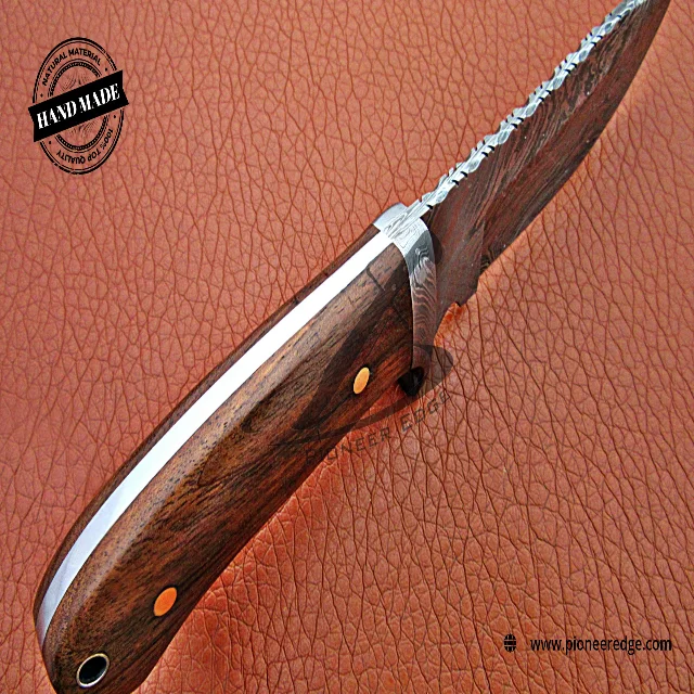 Охотничий нож ручной работы из дамасской стали 9 дюймов ручка ореховой древесины с защитой и кожаным футляром хорошего качества